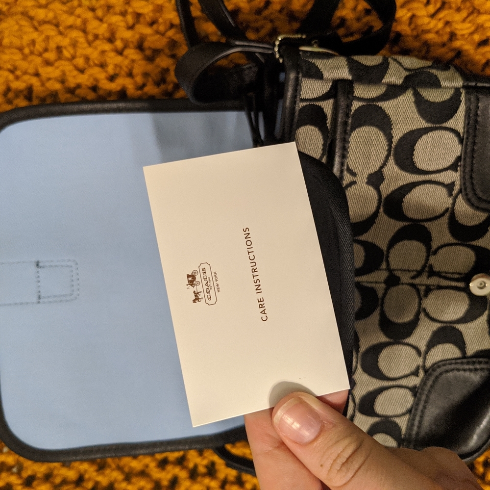 Authentic Coach Purse - Picture 8 of 8